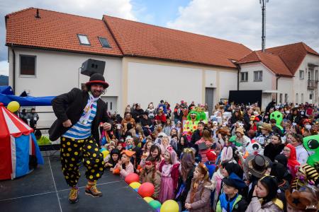 PUST (77 of 140)